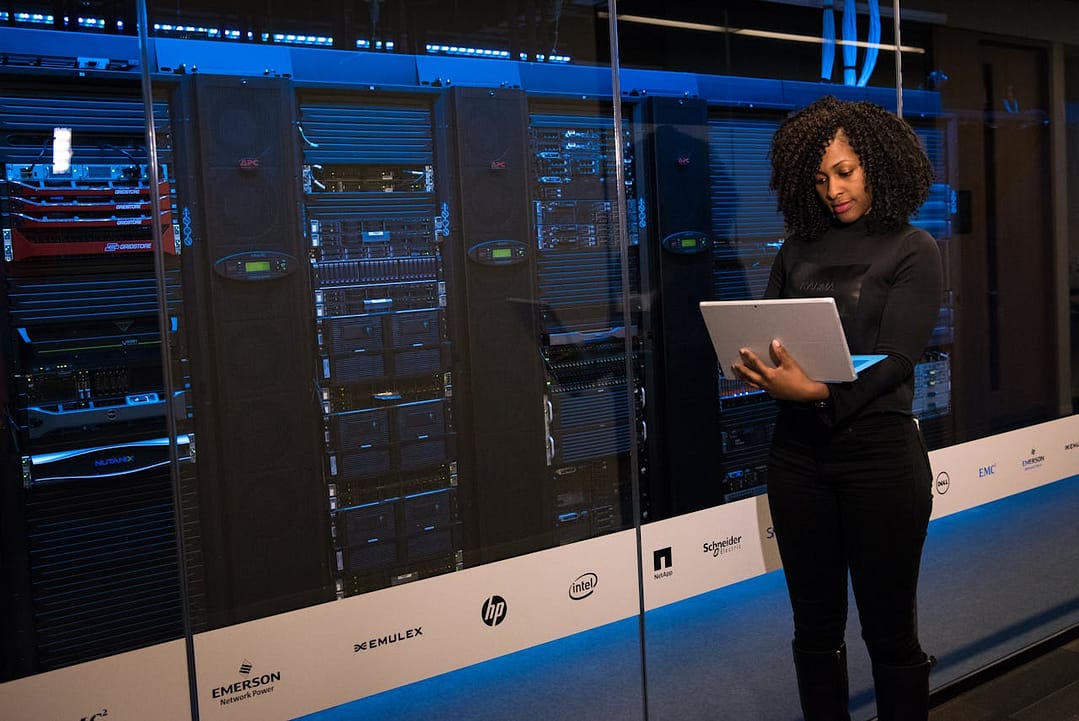 Cybersecurity Experts Warn of Increasing Online Threats 1 pexels divinetechygirl 1181354